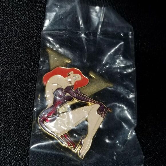 Jessica Rabbit Pin Sexy Seated Letter Y Glamour Disney Roger Rabbit Vintage - Picture 4 of 7